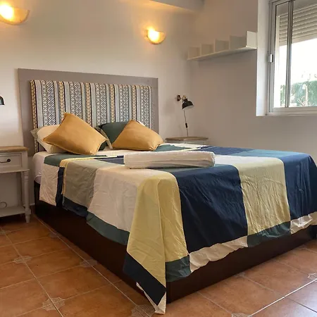 Cozy Torremolinos, Double With Air-conditioning, Pool And Parking Séjour chez l'habitant Torremolinos